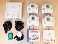 Dreamcast Console + Four Controllers