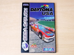 Daytona USA by Sega Sports *Nr MINT