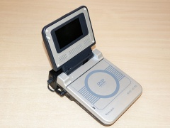 ** Portable DVD player with screen